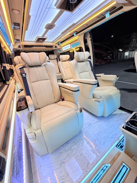 574387241_1245540390716157_4420911864980155196_n